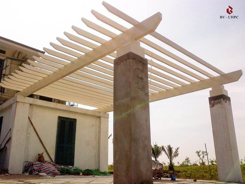 lan can bằng bê tông UHPC