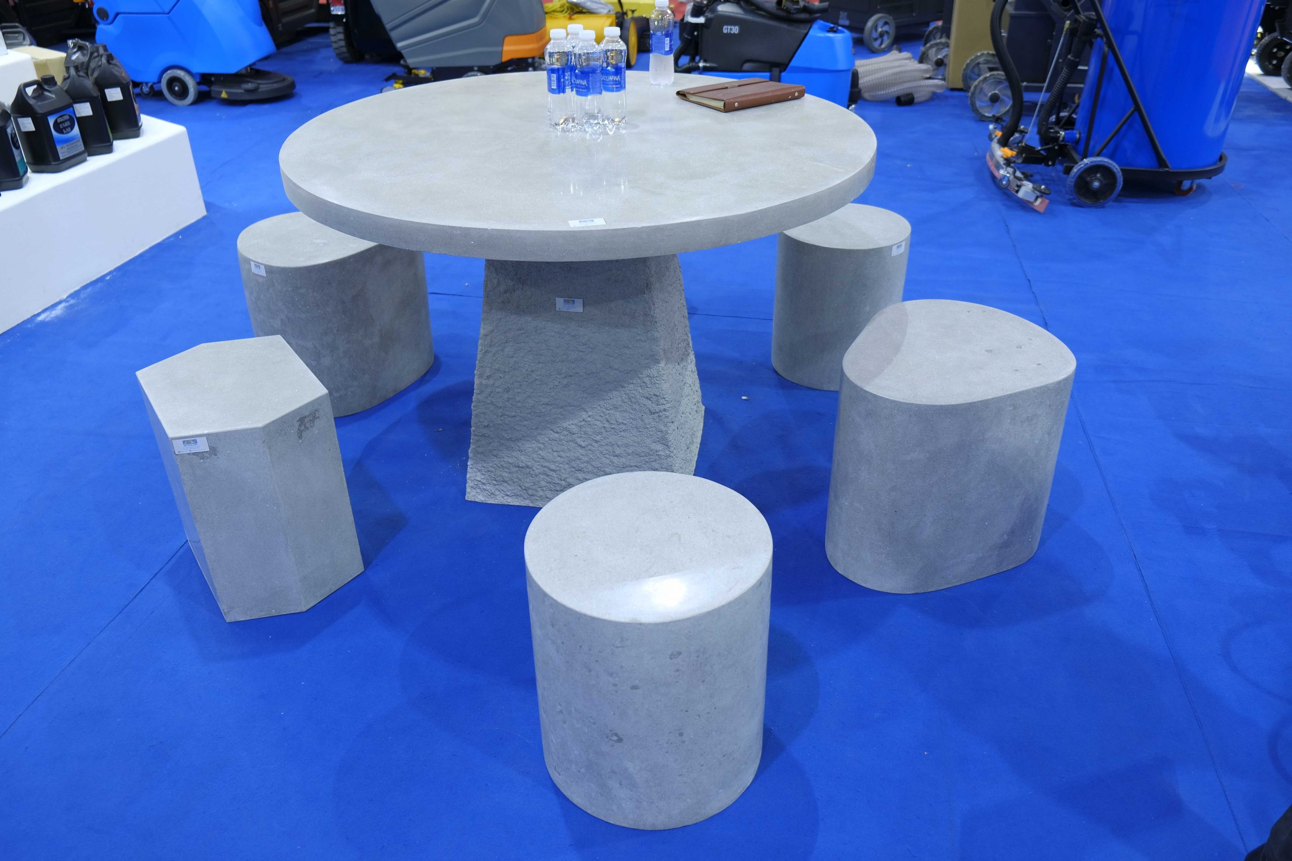 Ghế bê tông cường độ cao (HPC) là gì? Ghế bê tông cường độ cao (HPC) là gì?