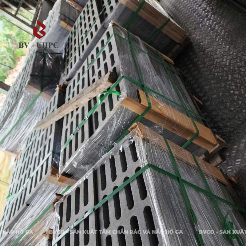 Ưu điểm khi sử dụng song chắn rác UHPC tự làm sạch