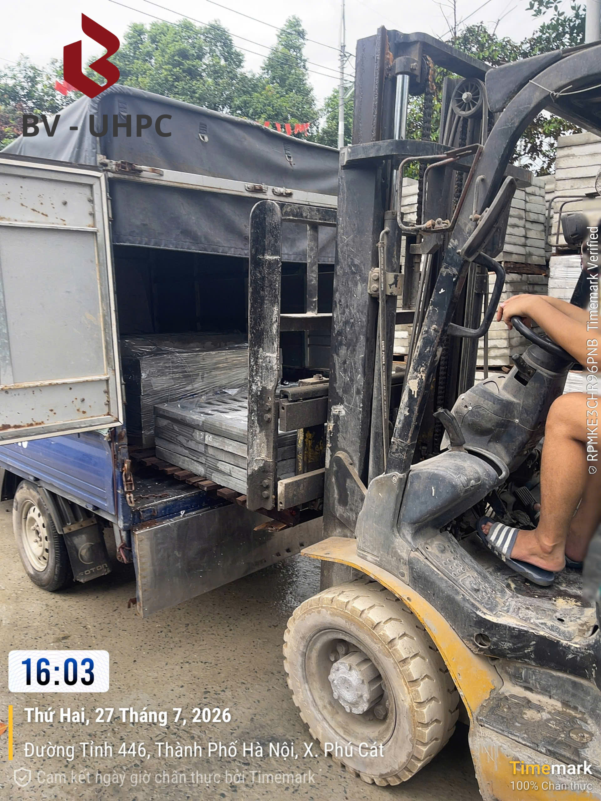 Bách Vượng hoàn tất giao lô tấm chắn rác bê tông UHPC chịu tải 25 tấn cho khách hàng